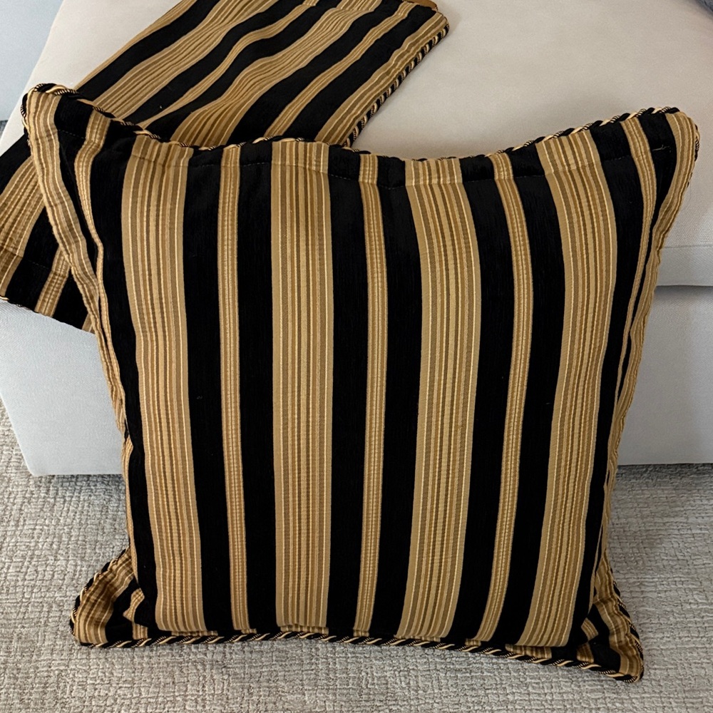 Crosscill Euro sham pillows— EUC, 2
